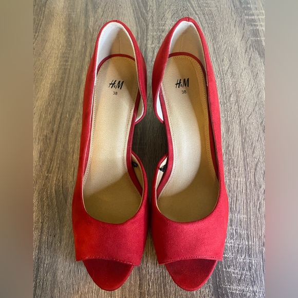 NWOT H&M Red Peep Toe Wedges Size 7 - Picture 6 of 11
